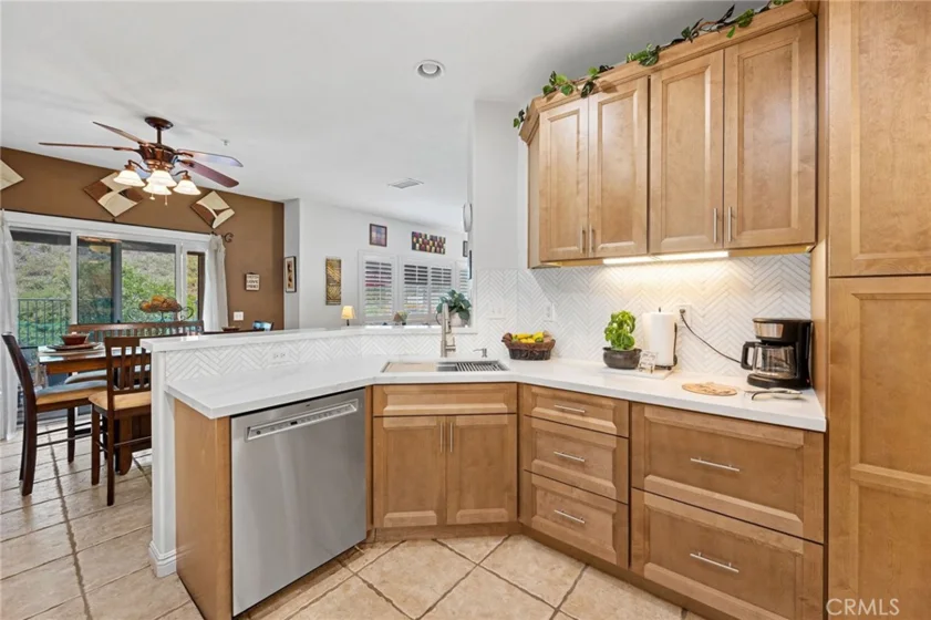 33433 Emerson Way #B photo 8