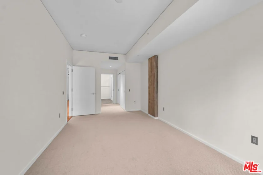 1155 S Grand Avenue #419 photo 32