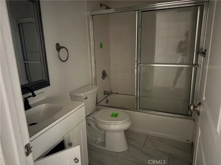 2728 B Street photo 14