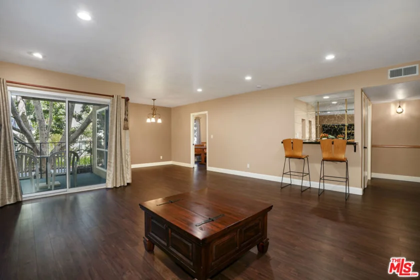 5845 Doverwood Drive #106 photo 10