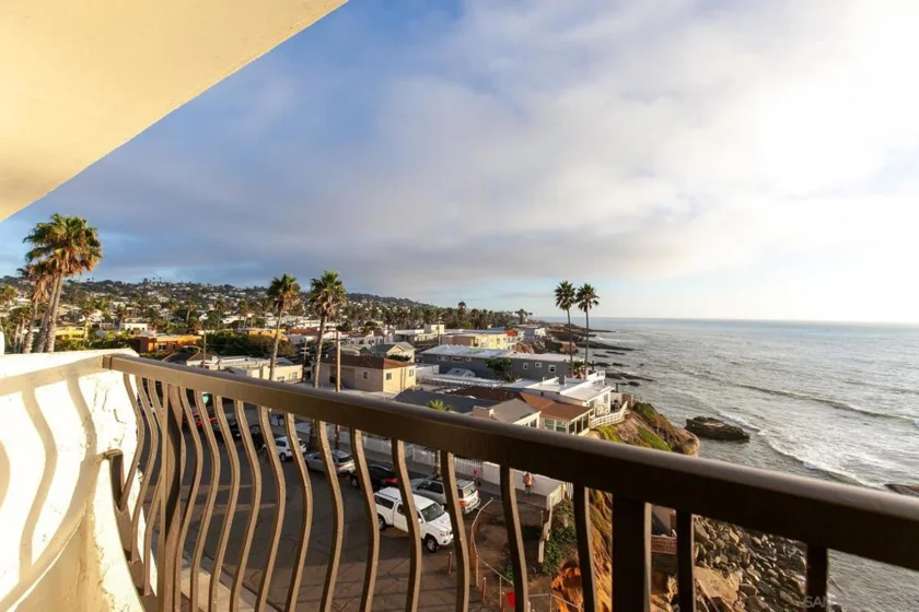 4878 Pescadero Avenue #403 photo 1