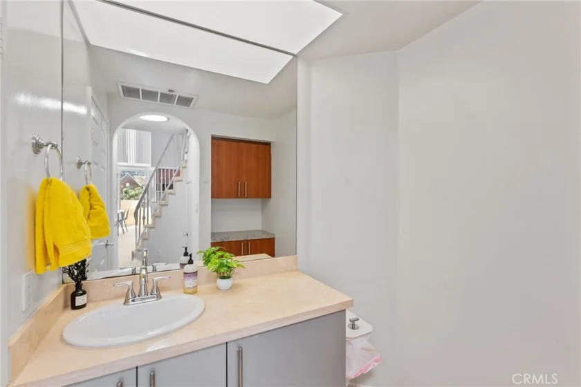 620 S Gramercy Place #412 photo 11