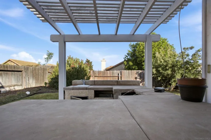 39766 Del Val Drive photo 29