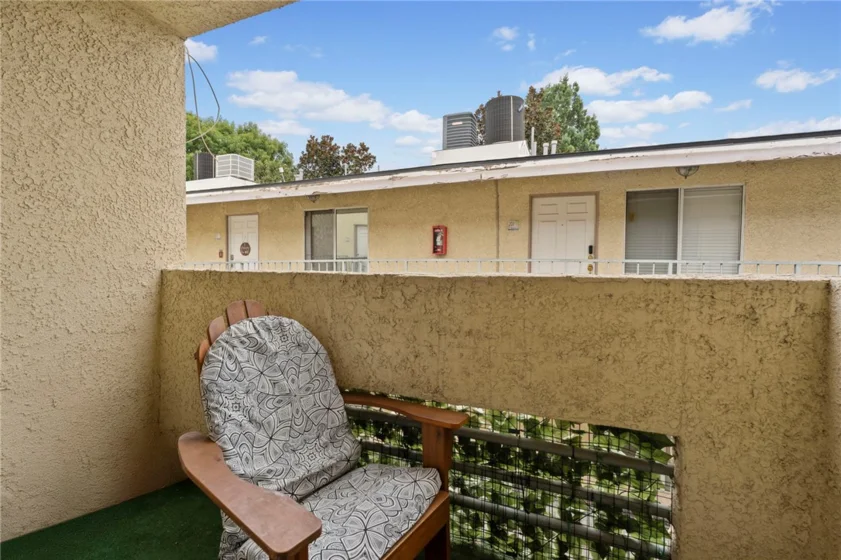 7035 Woodley #205 photo 17