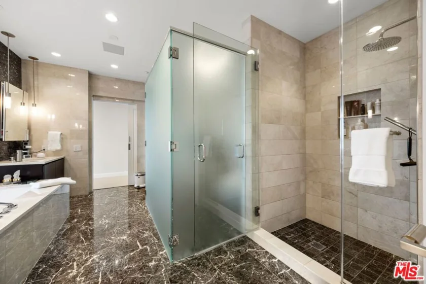 900 W Olympic Boulevard #46G photo 40