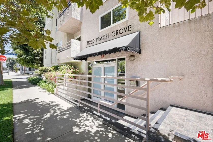 11230 Peach Grove Street #208 photo 13