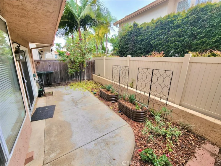 1722 Promenade photo 27