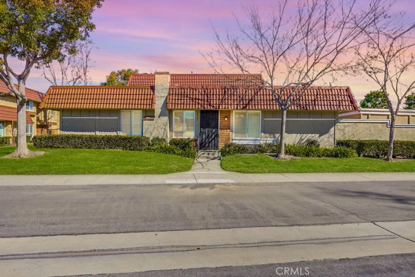 6589 Cottel Way photo 1
