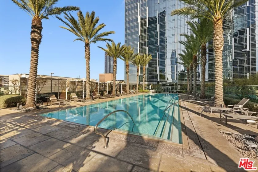 877 Francisco Street #1119 photo 21