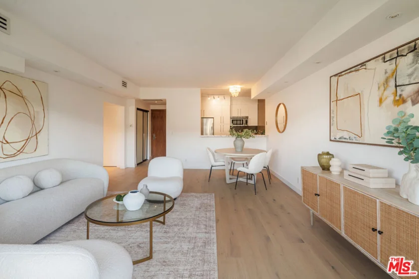 838 N Doheny Drive #1204 photo 10