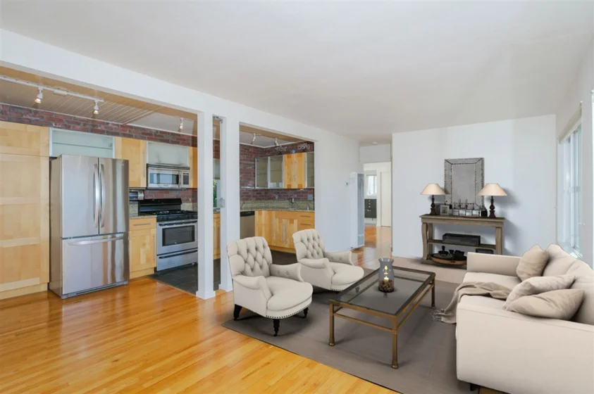 4652 Narragansett photo 1