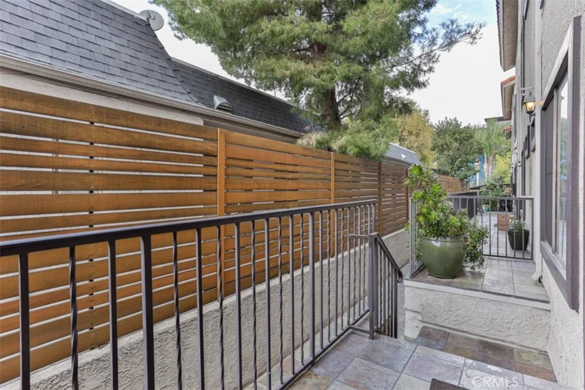 10960 Bluffside Drive #106 photo 1