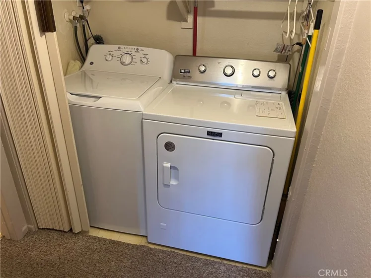25652 Rimgate photo 8