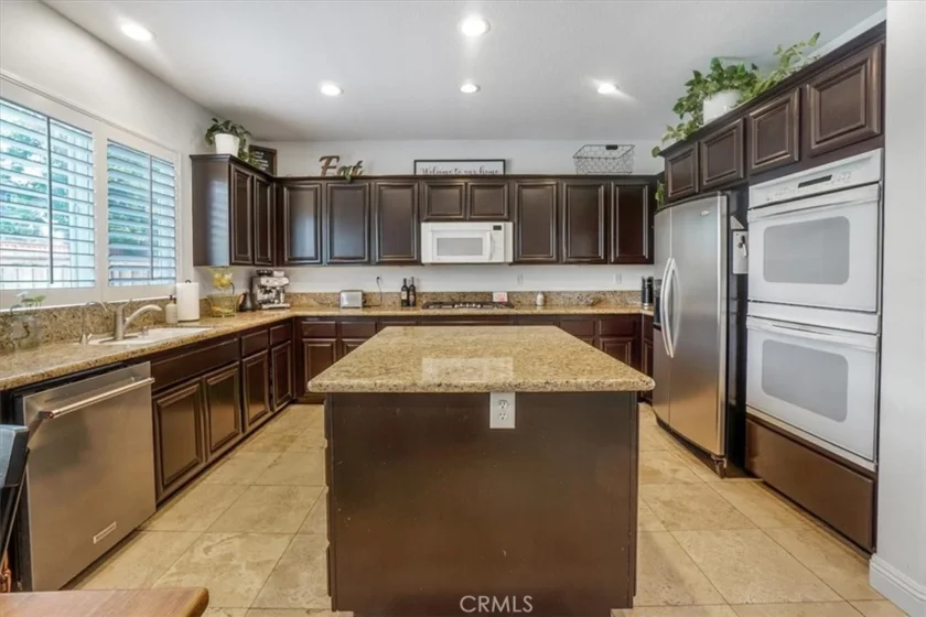 38107 Copperwood Street photo 6