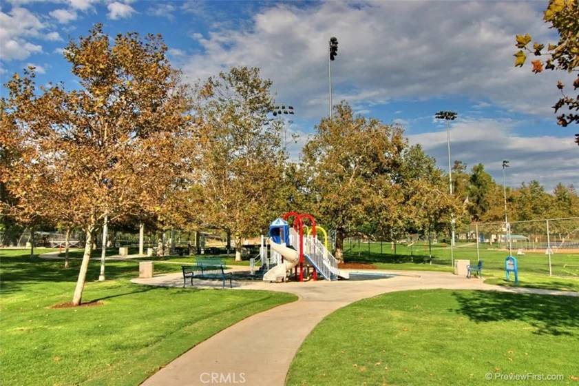 22522 Campos photo 38