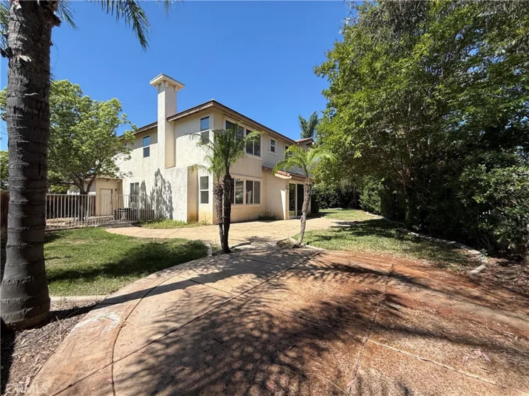 32493 Palacio photo 31