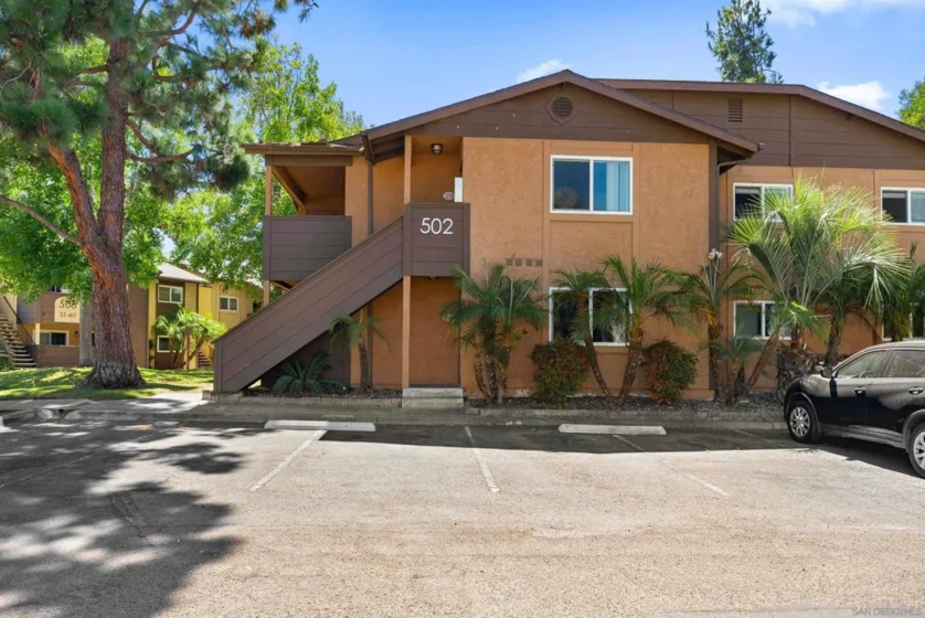 502 Calle Montecito #19 photo 1