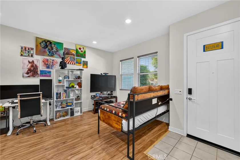 4810 Long Beach photo 41