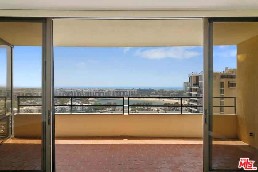 4314 Marina City Drive #1118 photo 16