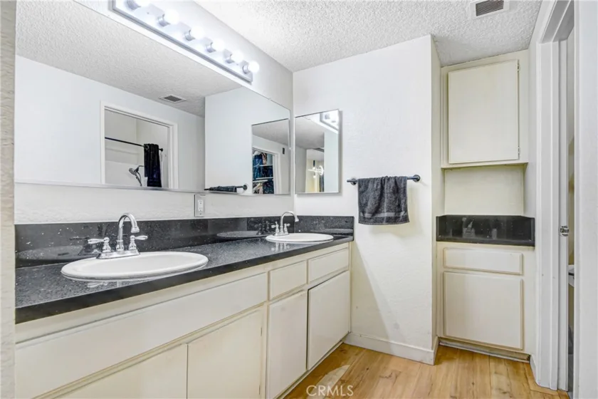 10610 N Lakeside Drive #209 photo 12