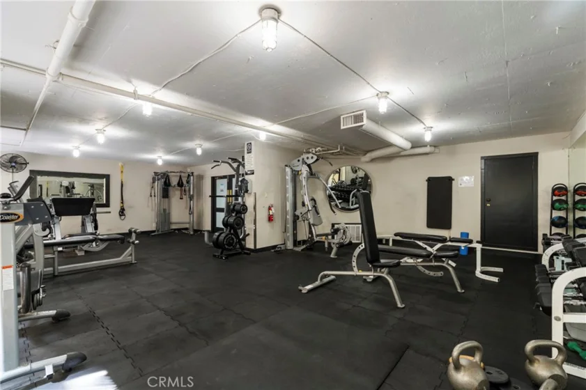 740 N Kings Road #208 photo 22