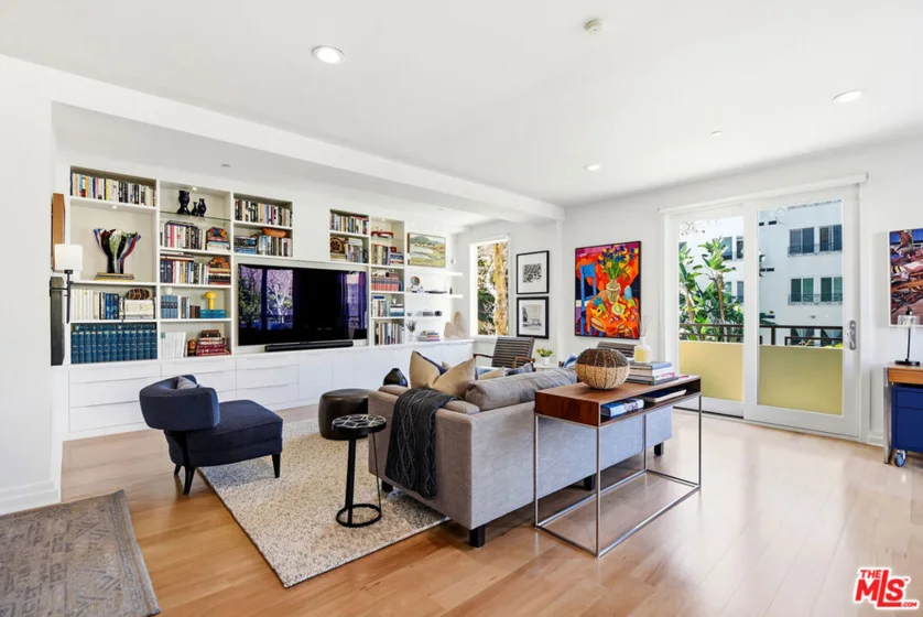130 N Swall Drive #201 photo 4