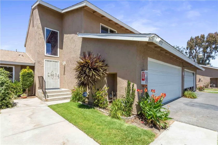 44737 La Paz Road #D photo 1