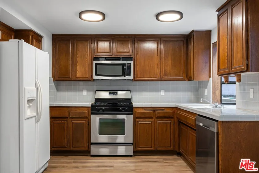 4218 Whitsett Avenue #4 photo 19