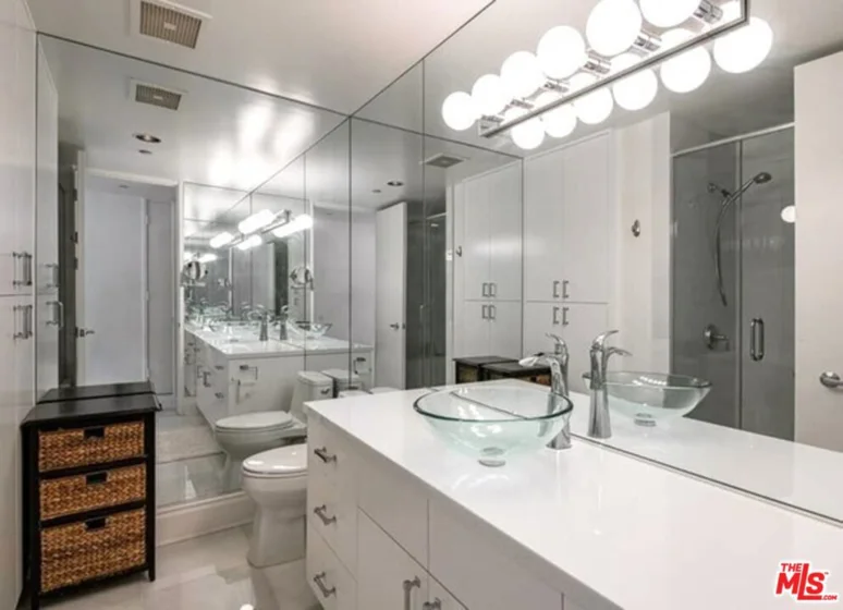 10350 Wilshire Boulevard #404 photo 8