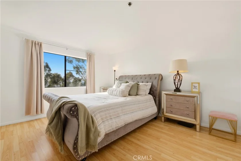 3980 Faircross Place #17 photo 14