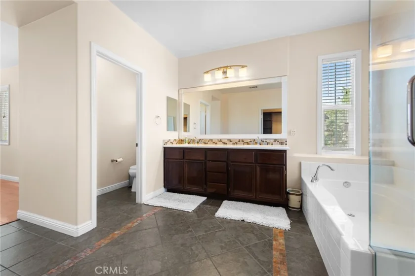 31795 Green Oak Way photo 34