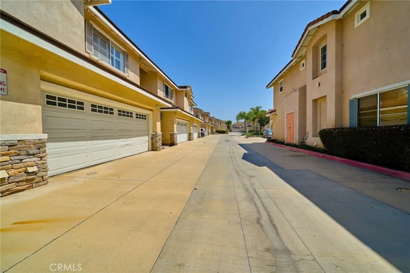 9008 Primavera Lane photo 41
