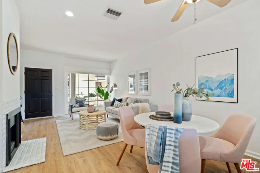 856 W Beach Avenue #16 photo 1