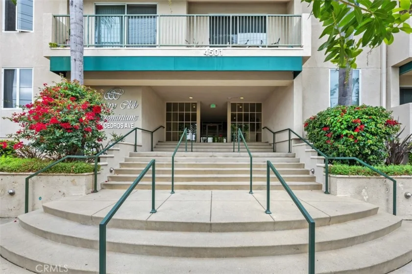 4501 Cedros Avenue #338 photo 1