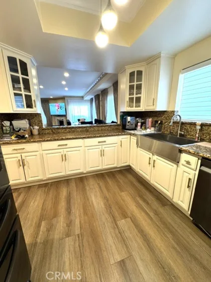 6828 Laurel Canyon Boulevard #211 photo 8