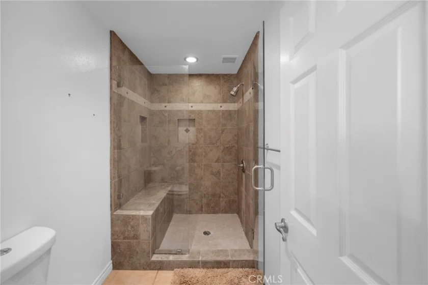 21372 Brookhurst photo 20