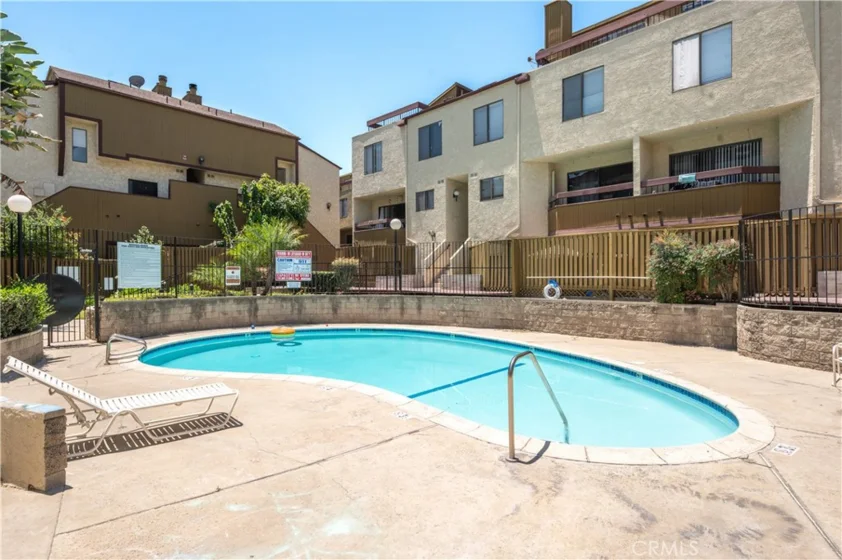 1022 S Marengo #5 photo 29