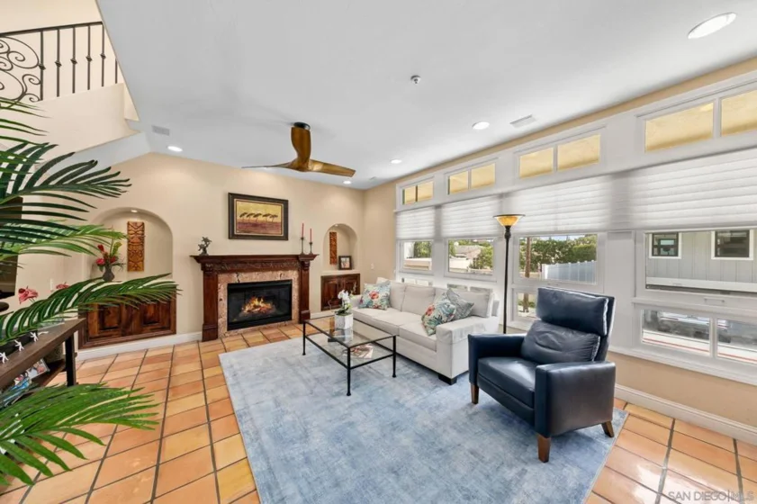 763 G Avenue photo 3