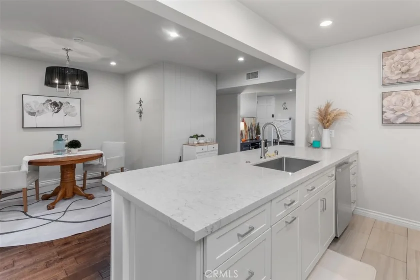 10396 Almayo Avenue #1 photo 26