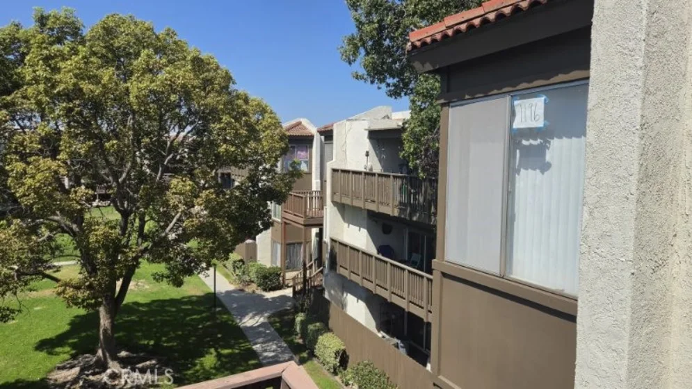 1196 S Citron photo 11