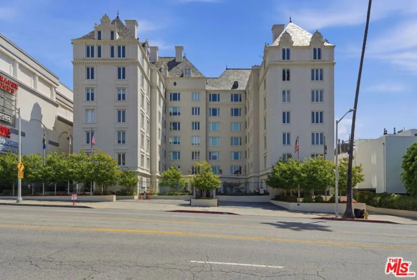 1424 N Crescent Heights Boulevard #49 photo 41