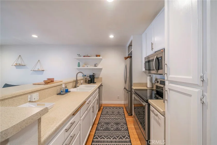 363 Newport Avenue #105 photo 1