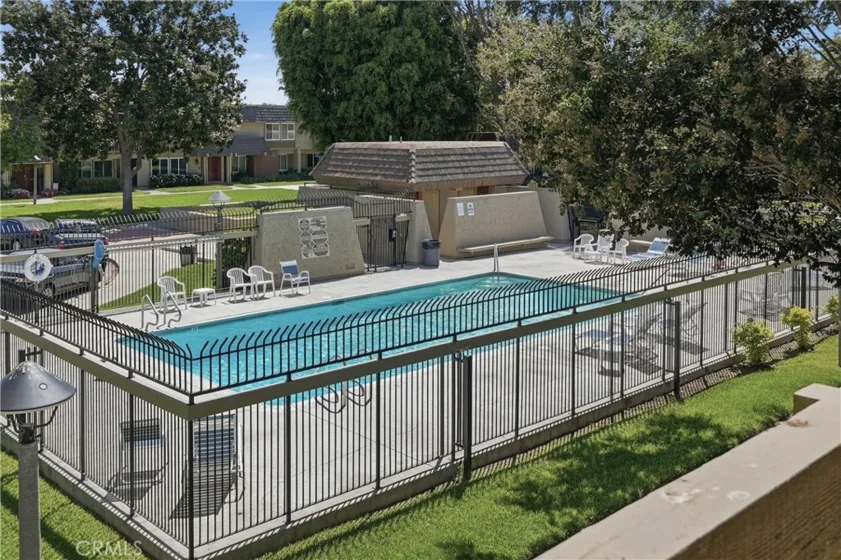 10204 Durango River Court photo 6