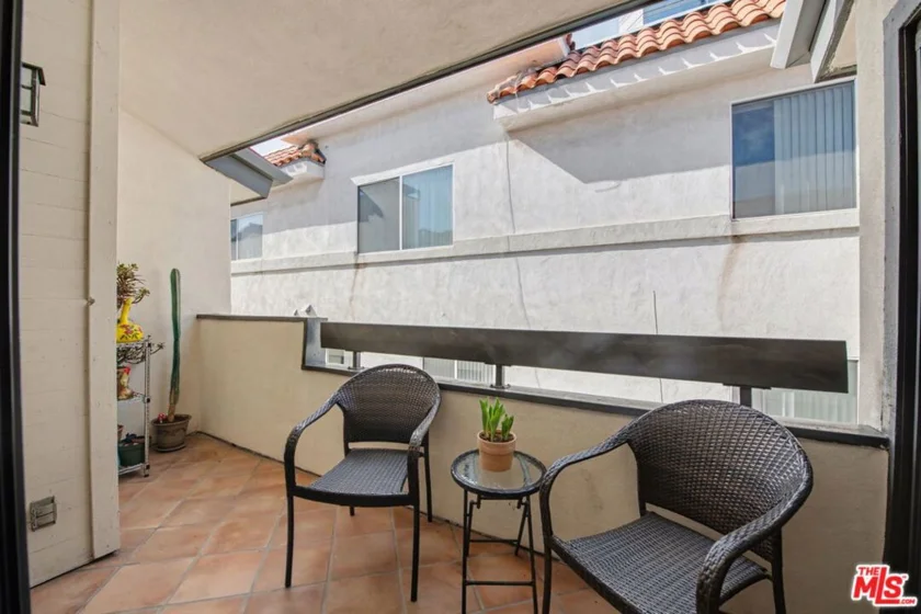 1250 Amherst Avenue #302 photo 7
