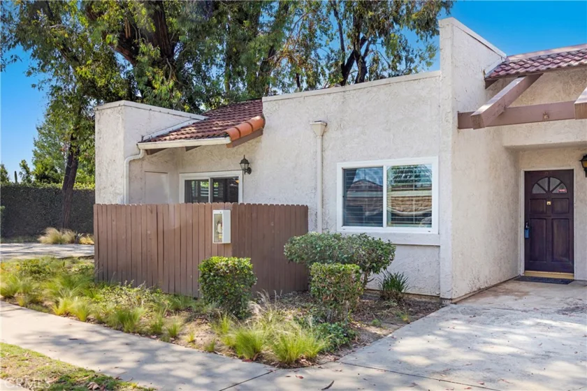 17572 Vandenberg Lane #01 photo 1