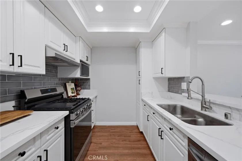 3131 Laurel Avenue #9 photo 9