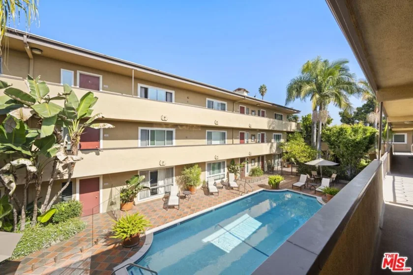 970 Palm Avenue #218 photo 1