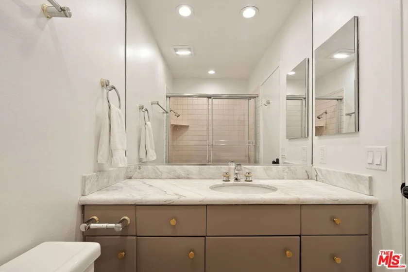 10751 Wilshire Boulevard #PH1 photo 12