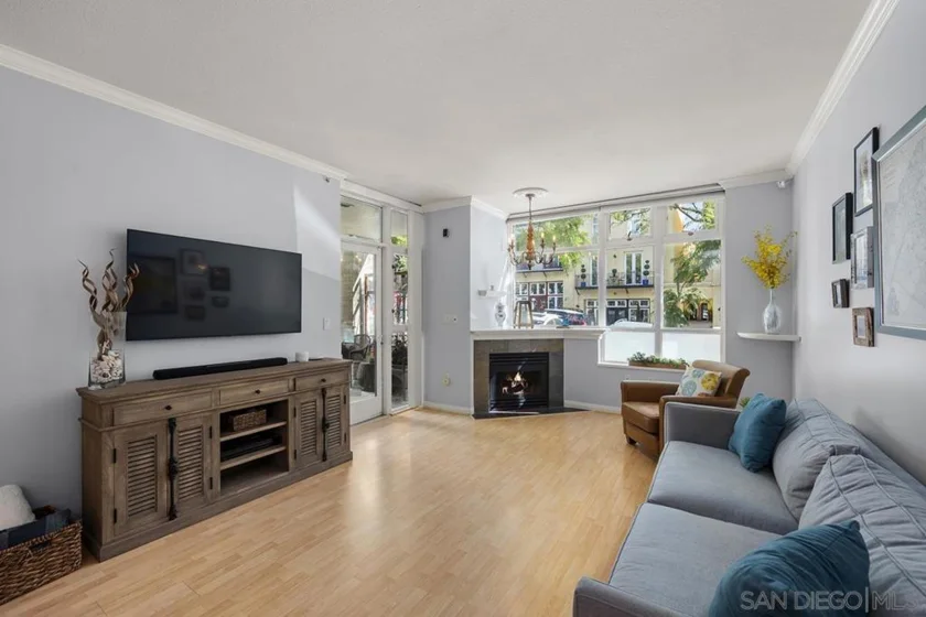 850 Beech Street #206 photo 3