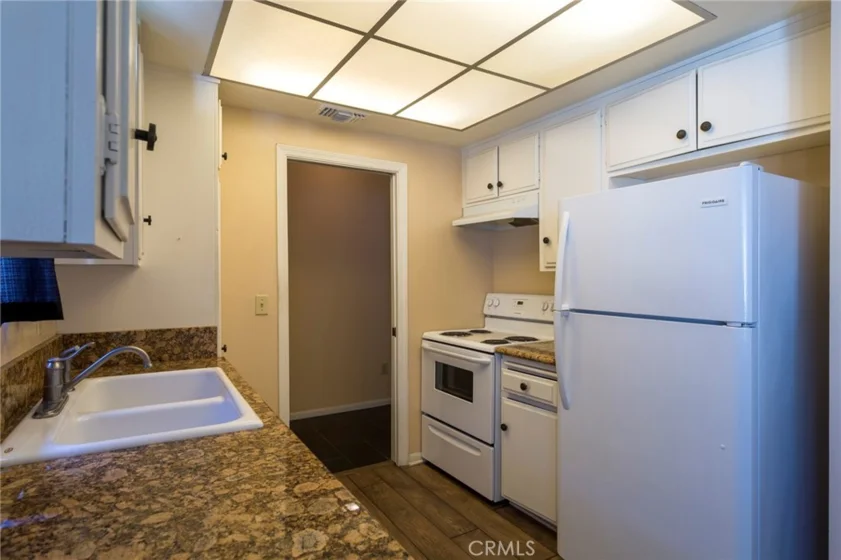 1331 Victoria Drive #18 photo 11